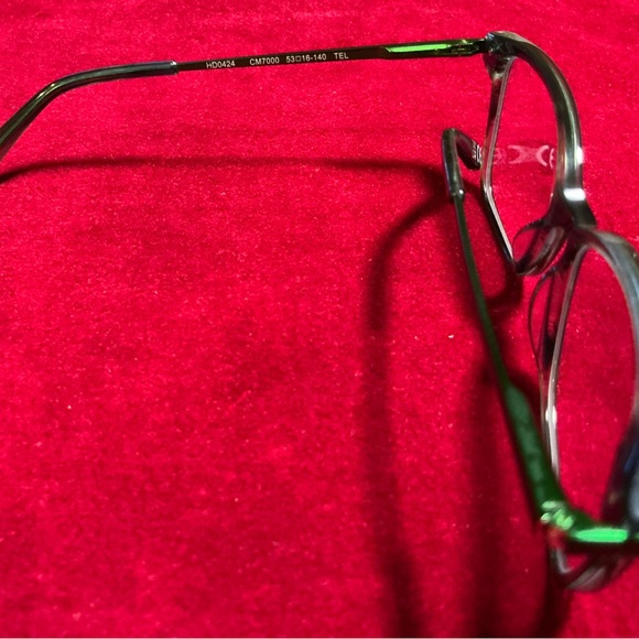 2 Pair NWOT Chic & Trendy Blue Light Blocking Glasses. 1 Tortoiseshell & 1 Green - Picture 10 of 12